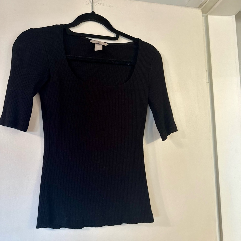 3/$10 🌼 H&M Ribbed 3/4 Sleeve Top